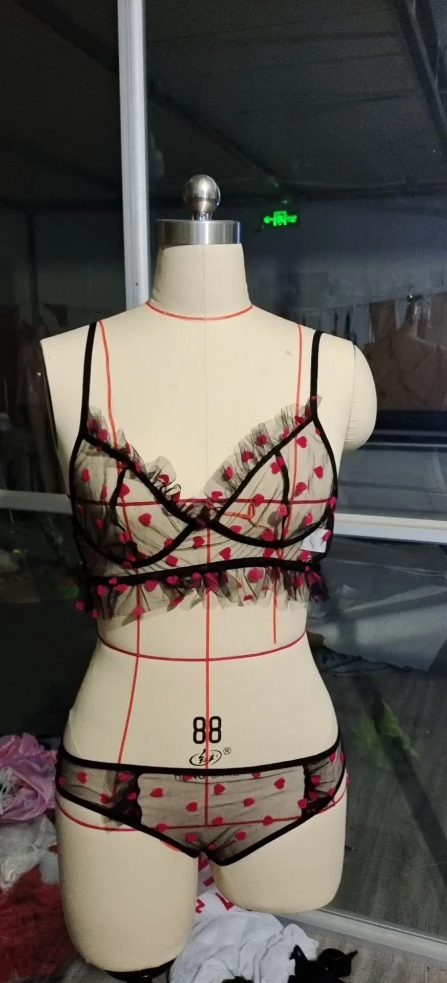 

New Sexy Fashion Lace Lingerie Underwear Sleepwear Steel Ring Pajamas Garter Sexy polka dot lace see-through underwear set