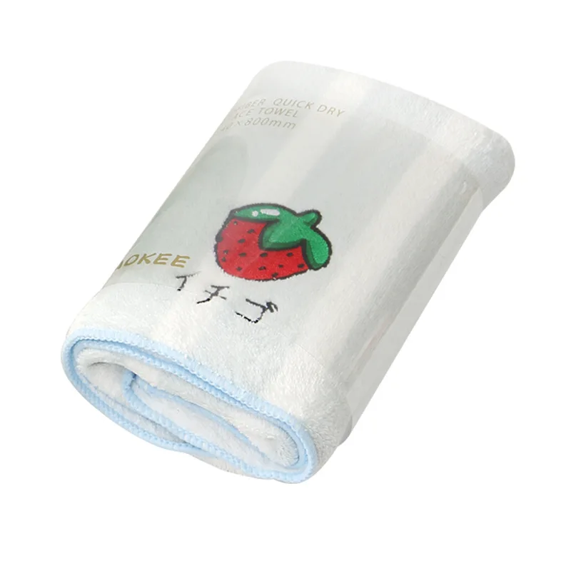 

Wash towels Strawberry embroidery towels for children absorb water, household necessities, velvet towels and adult wash towels