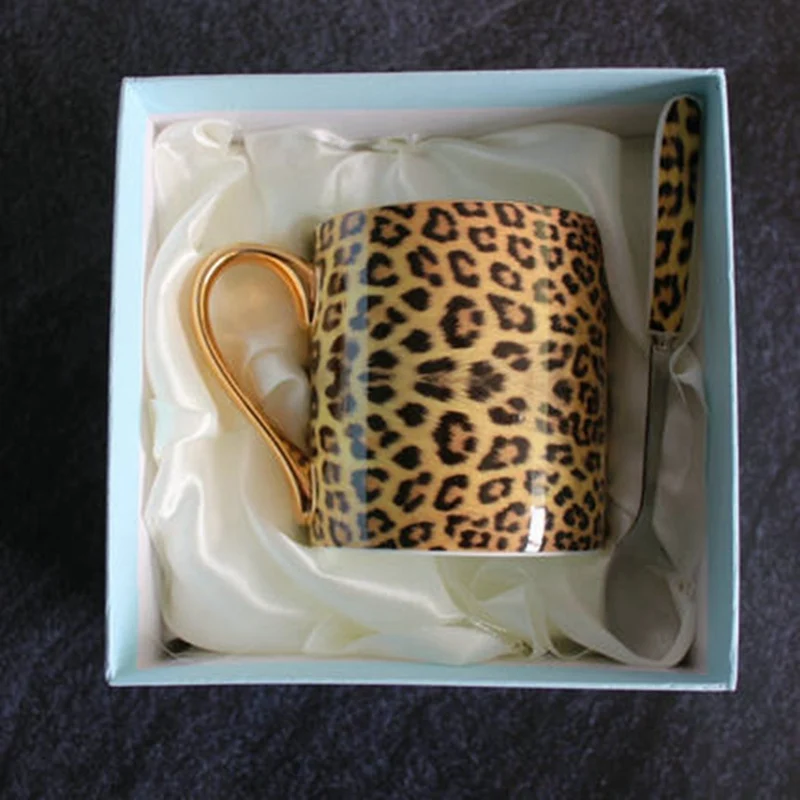 

Luxury ceramic bone leopard cup coffee cup set porcelain convenient milk cup creative gold Phnom Penh tea cup with spoon gift