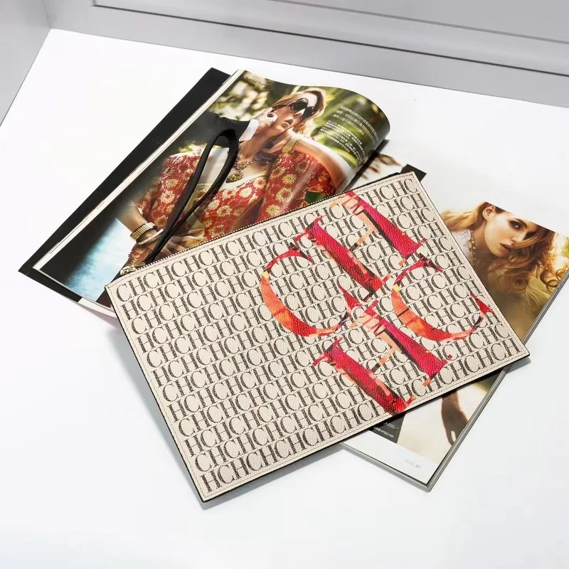 

Genuine Leather Square Zipper Handbags 2021 New Fashion Women Clutch CHHC Print Clutch Wrist Purse Designer Bags