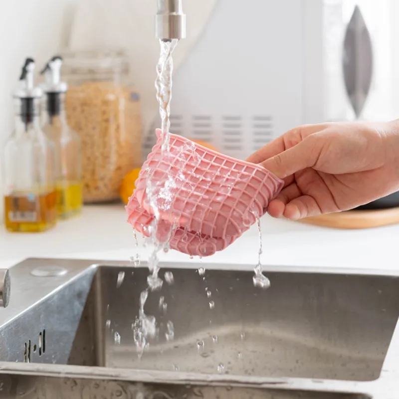 High quality 1pc Kitchen Baking silica gel heat insulation clip anti scalding non slip gloves household bowl oven microwave oven