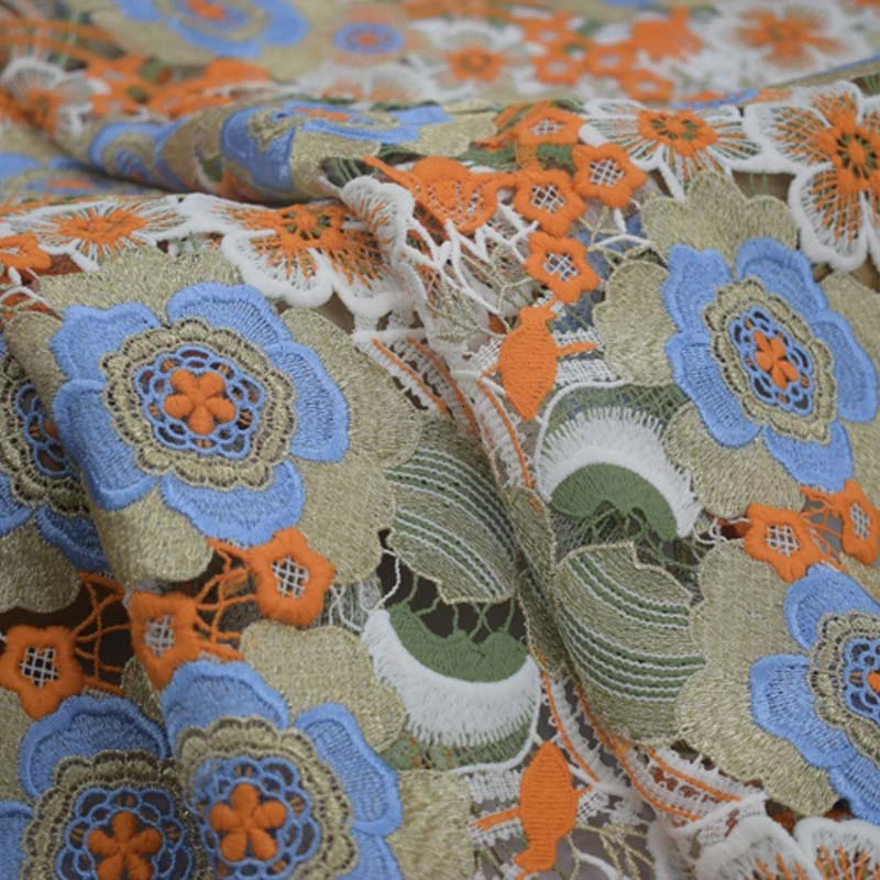 Немного оранжево золотая нить Высококачественная вышитая кружевная ткань для