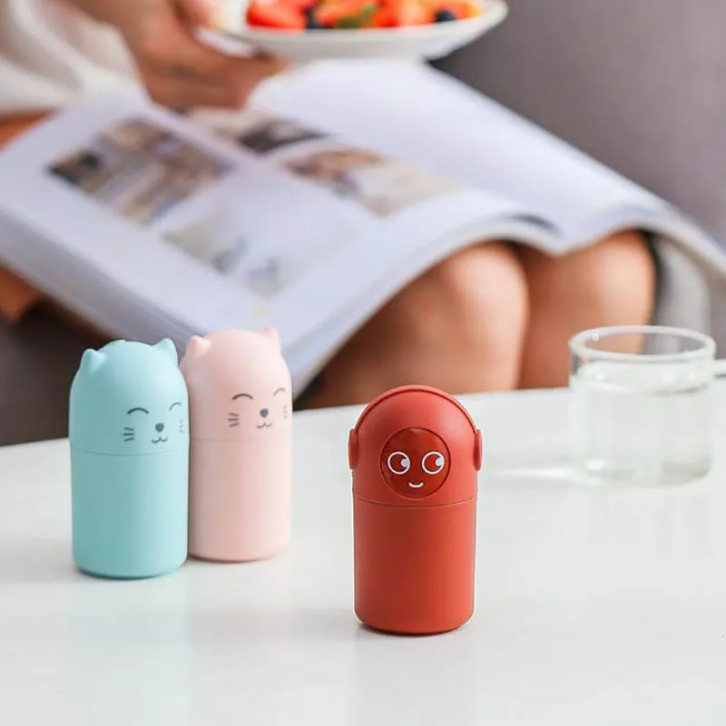 

1Pcs Plastic Large Capacity Cute Toothpick Holder Kitchen Accessories Multi Purpose for Household Cartoon Pattern Toothpick Box