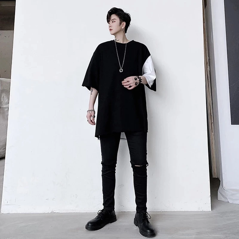 

2020 summer Hong Kong style student black and white irregular splicing top round neck loose casual men's net red short sleeve