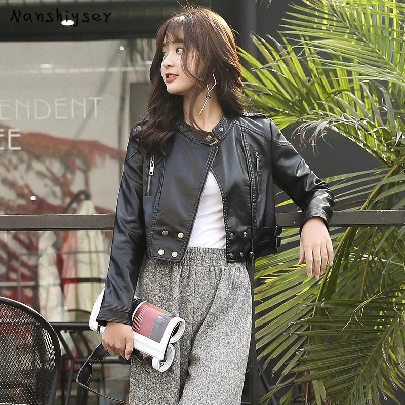Осень 2020 женская супер короткая мотоциклетная куртка из искусственной кожи с