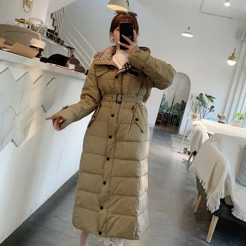 

Женский длинный пуховик до колен, тонкий пуховик в европейском стиле с застежкой на щиколотку, зима 2021