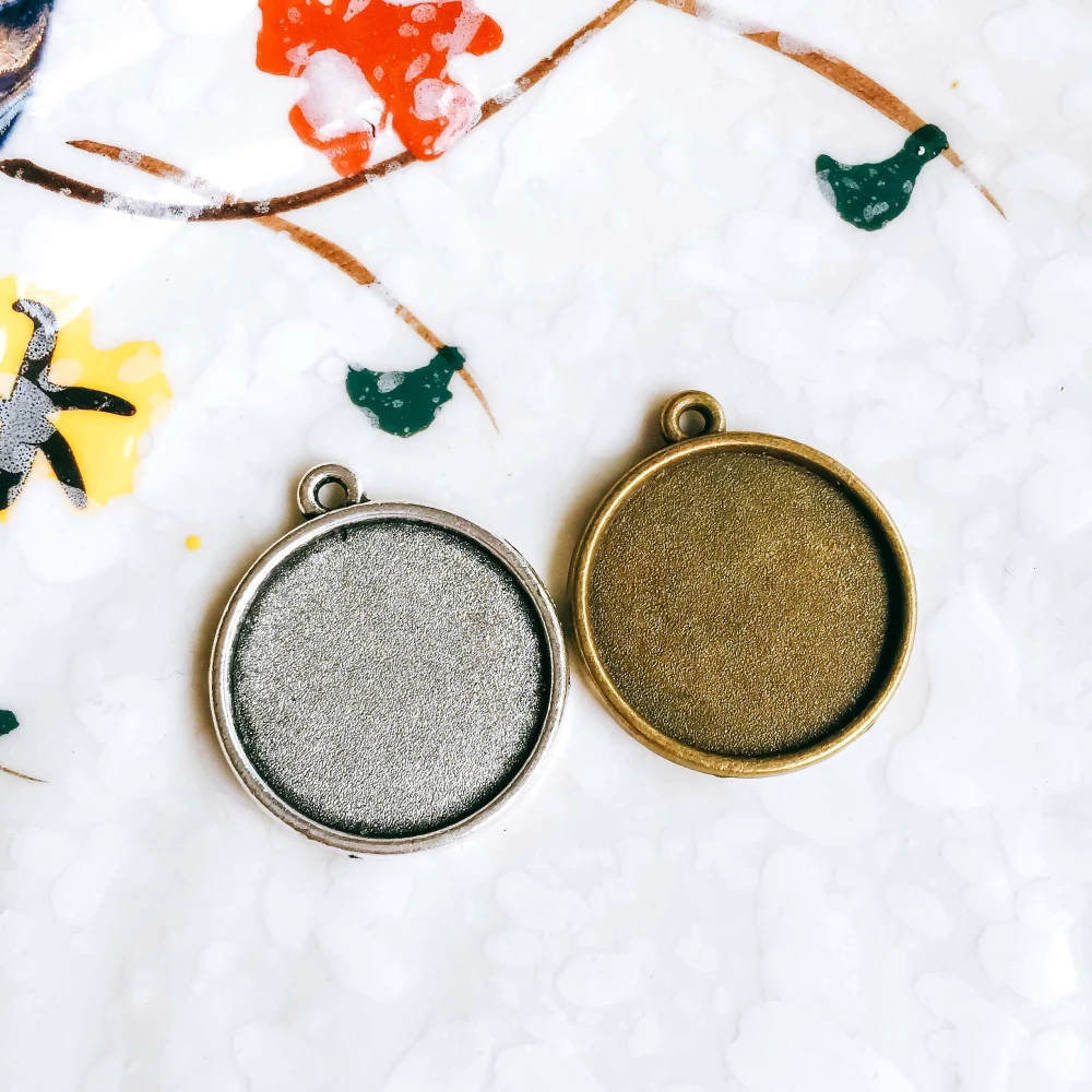 

5pcs/lot 20mm Necklace Pendant Setting Antique Bronze Silver Color Glass Cabochon Blank Base Supplies for Jewelry Finding T189