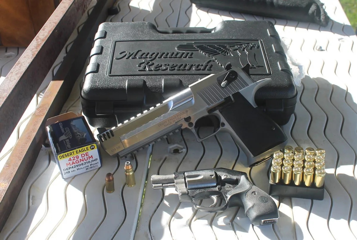 Пистолет Desert Eagle 429De в коробке 20 пуль пистолет с фотографией фото детской модели