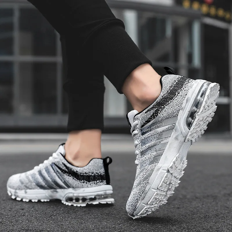 Кроссовки мужские дышащие легкие спортивные для тренировок 2020 |