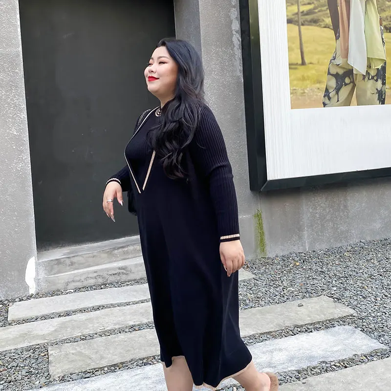 Женский трикотажный костюм из двух предметов свободное платье-жилет с V-образным