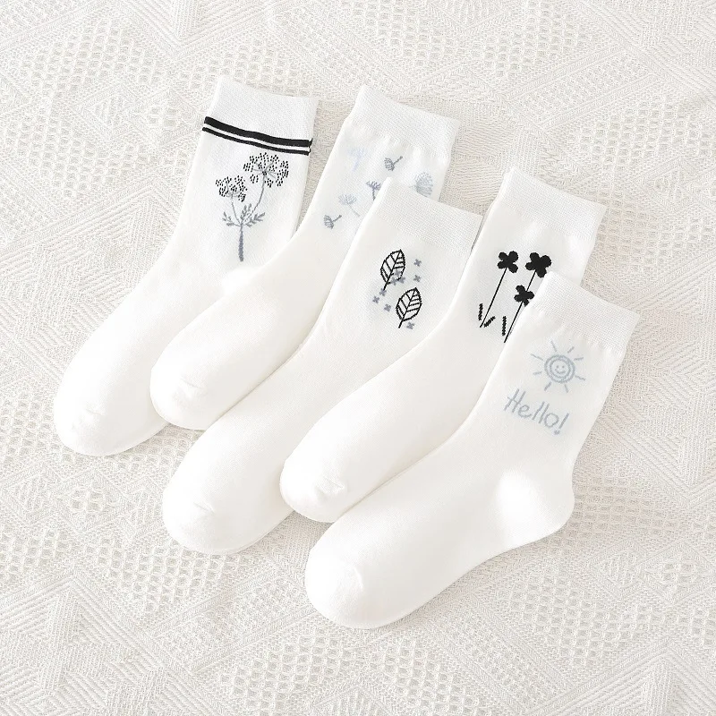 

White Socks Cute Rainbow Preppy Style Kawaii Korean Meias Designer Slouch Harajuku Calcetines Mujer Women Cotton Skarpetki