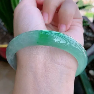 

zheru jewelry natural Burmese jade 54-64mm light green two-tone bracelet elegant princess jewelry best gift