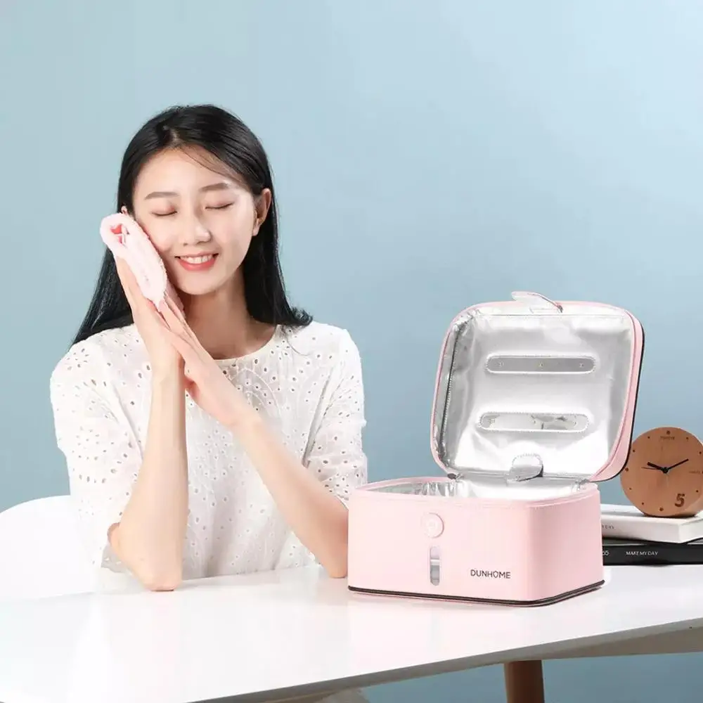 

Youpin UV LED Portable Sterilization Box Towel Underwear Socks Baby Bottle Nipple Disinfection Sterilization Storage Bag