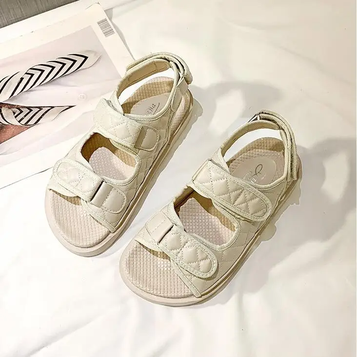 

Trends Sandals Summer New Flat British Wind Velcro Embroidery Thick-soled Casual Casual Roman Fragrance Designer Shoes Star