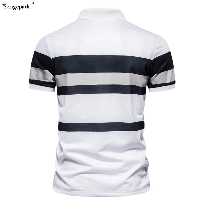 Мужская рубашка-поло в полоску с классическим рисунком | одежда