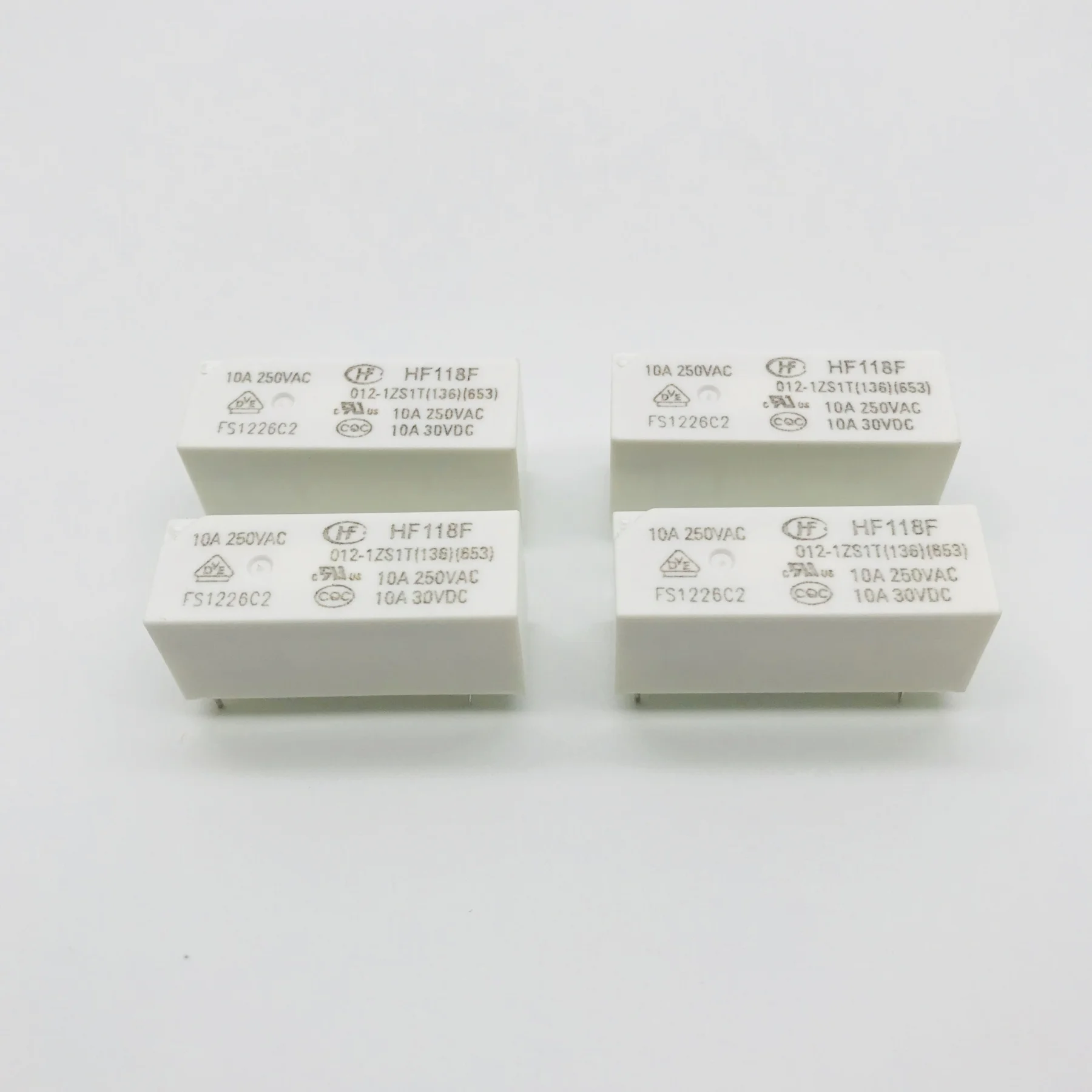 HF118F-012-1ZS1T(136)(653) 12VDC 10A реле