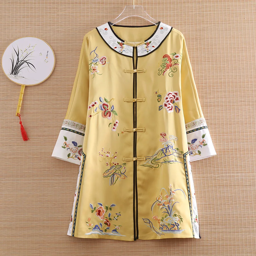 High-end Elegant Lady Outerwear Autumn Chinese Style Embroidery Buckle Retro Women Vintage Loose Hanfu Trench Coat Female S-XXL
