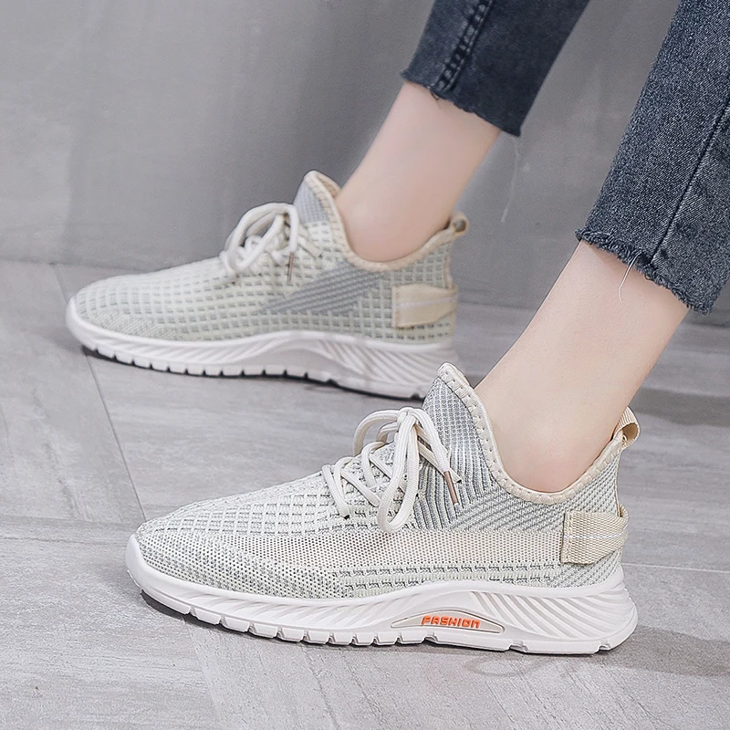 

2021 Summer Men's Sneakers Fashion Woven Breathable Sports Shoes Women's Outdoor Soft Soled antiskid Casual Shoes