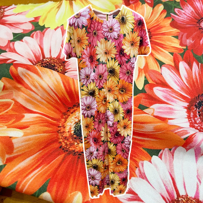 

Европейская и американская совершенно новая модель хризантемы Гламурная одежда с принтом четырехсторонняя тянущаяся модная ткань высокой...