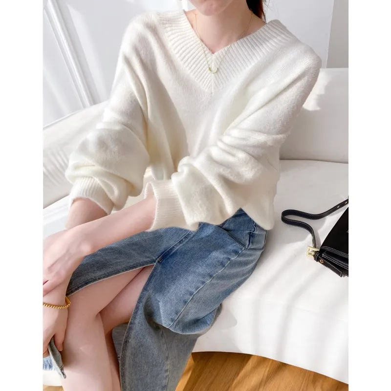 

[ZAYAU]V-Neck Sweater women's Autumn and Winter New Loose Casual Pullover Solid White Knitted Soft Waxy Thin Top