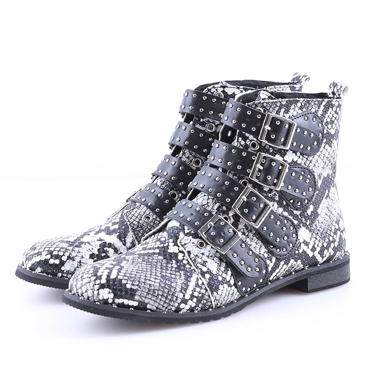 Зимние ботинки мартинсы из искусственной кожи с высоким верхом на плоской