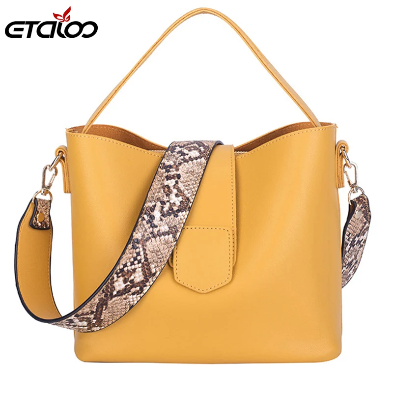 Новинка 2021 женские сумки кожаные на плечо вместительные мессенджеры через