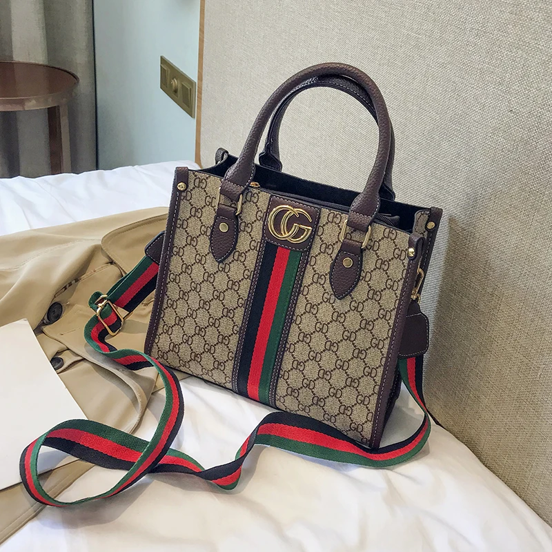 

2021 New Luxury Brand Women Transparent Shoulder Bags Luxury Designer Classic Messenger Bag Handbags Females Crossbody Bag