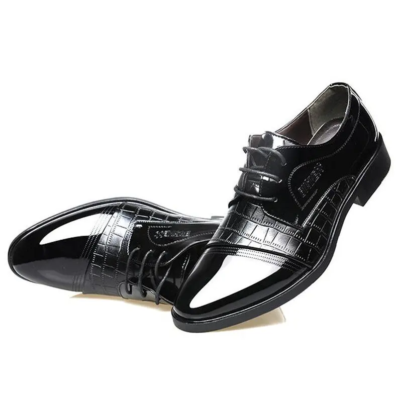 QWEDF 2019 новые модные крокодиловая полоса пэчворк Мужские модельные туфли Удобные