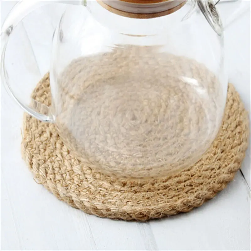 Круглый ротанговый стол коврик соломенная чашка столовые приборы плетеные