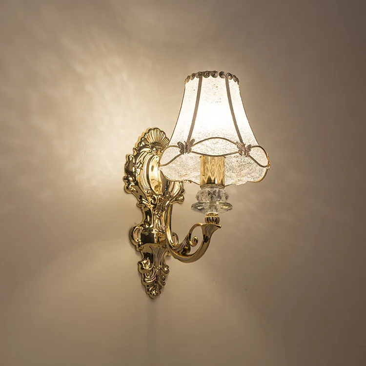 Европейская настенная лампа в виде лепестков прикроватный светильник золотого