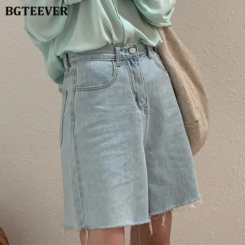 Женские джинсовые шорты BGTEEVER летние свободные с бахромой на подоле повседневный