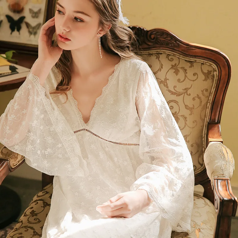 

Women's Retro Court Nightdress Spring Princess Lace V-neck Plus Size Nightgown Hollow Bell Sleeve Sexy Sleepwear Home Clothes