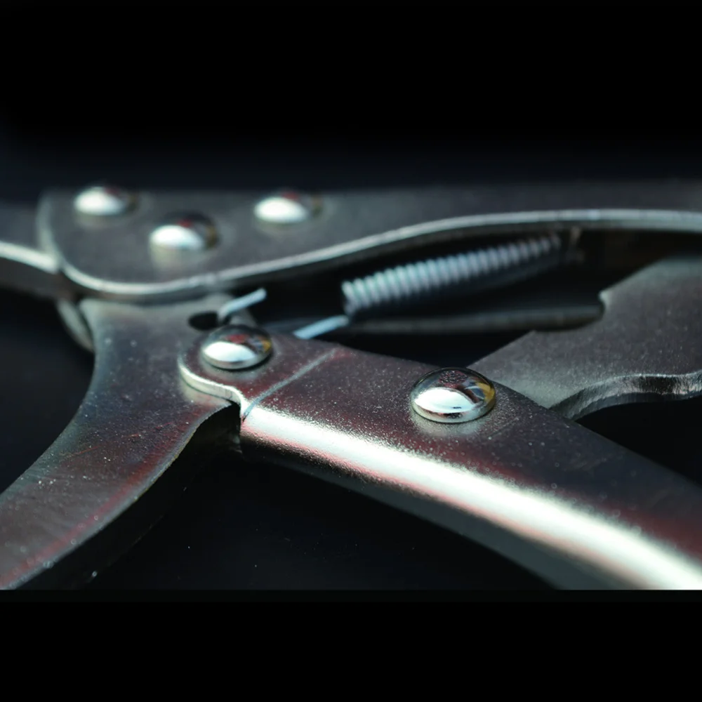 

Pliers Clamp Type Oil Filter Wrench Adjustable Disassemble Auto Self Grip Car Oil Filter Removal Tool Repair Tools Oil Grid Wren