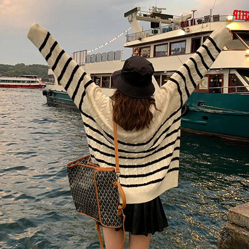 

New Sweater Women Autumn and Winter Loose Pullover Korean Striped Twist Color Long Sweater Casual Knitwear Pull Femme 11947