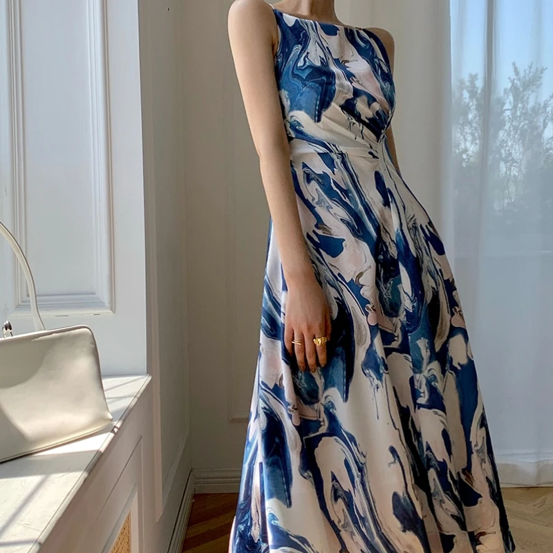 Платье-миди женское на тонких бретельках пикантный повседневный элегантный