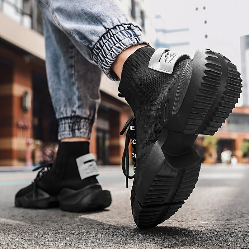 

High Top Running Shoes Sock Chunky sneakers Men Zapatillas Hombre Rubber Platform Lightweight Sport Shoes Breathable For Jogging
