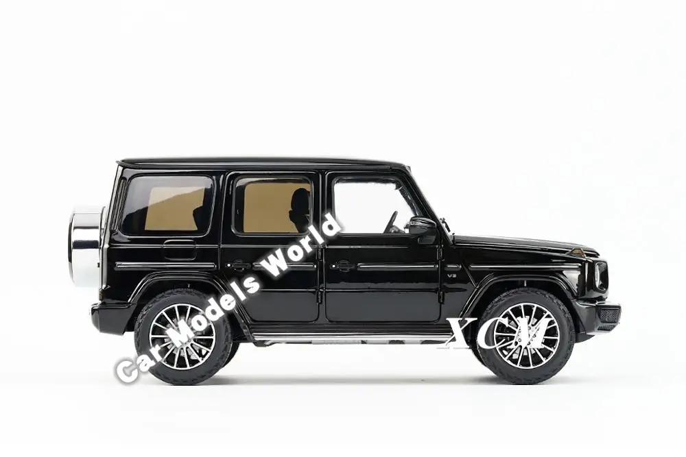 Литьевая модель автомобиля для мини hamps G Class (W 463) (Black) 1:18 + маленький подарок!| |