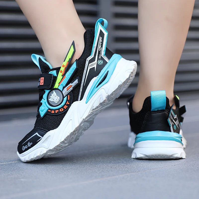 

New Trends Sneakers Kids Fly Weaving Breathable Fashion Running Shoes Spring Autumn Outdoor Lightweight Sports Shoe Children Boy