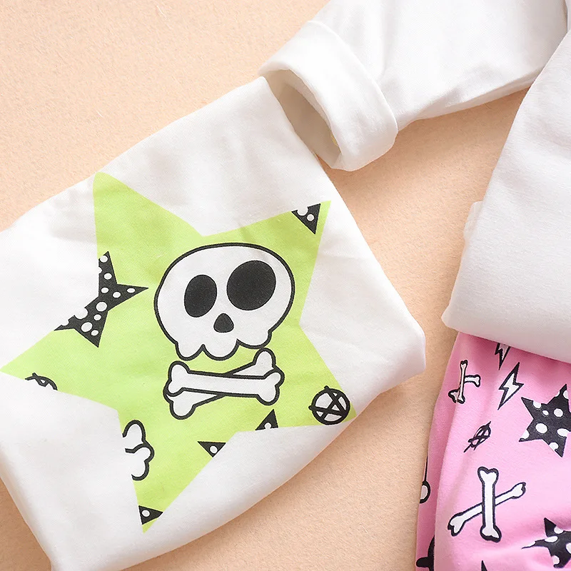 Три футболки с черепом + брюки шапочка костюмы для малышей и младенцев в Европе