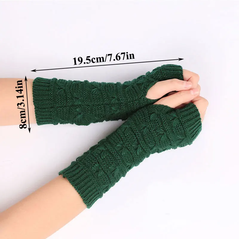 

Gloves & Mittens