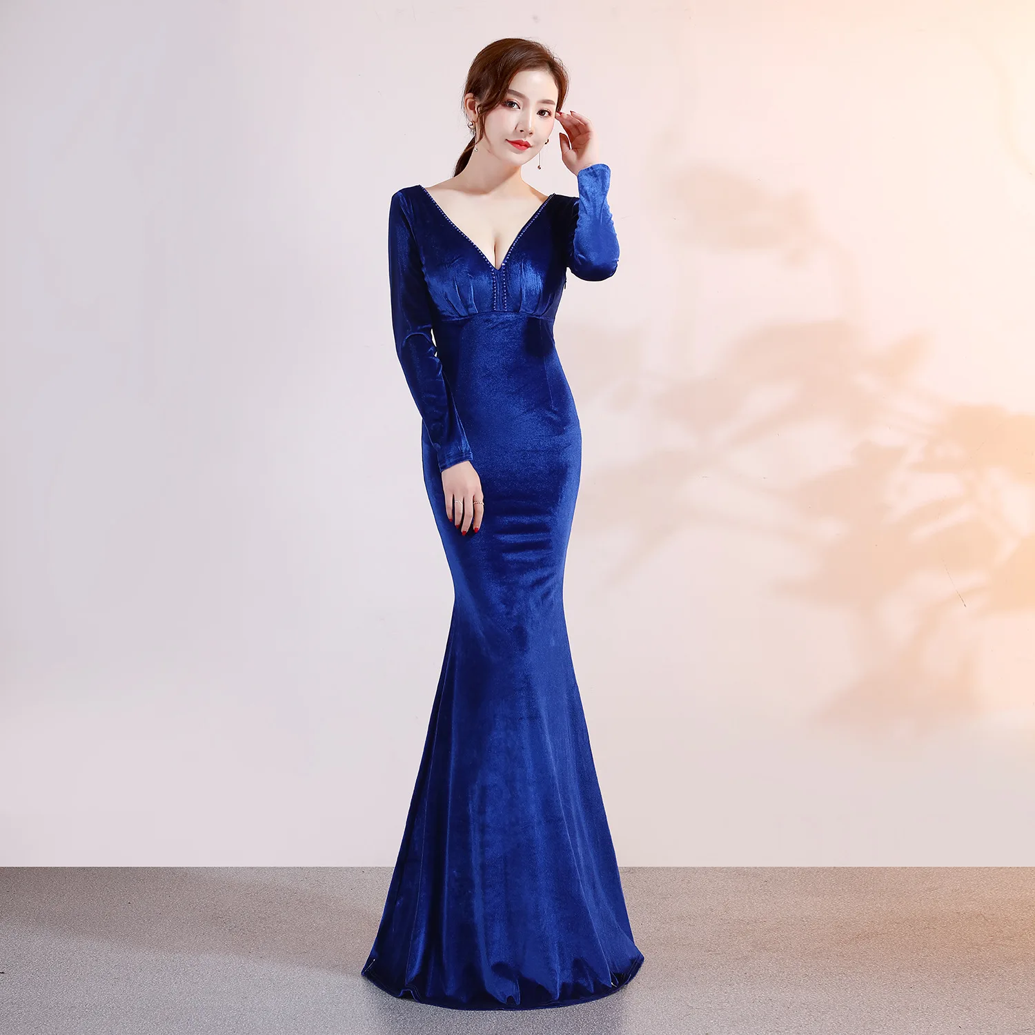 

Sexy Arabic Black Mermaid Evening Dress V Neck Velvet Appliques Tulle Long Sleeves Plus Size Formal Party Dresses Prom Dress