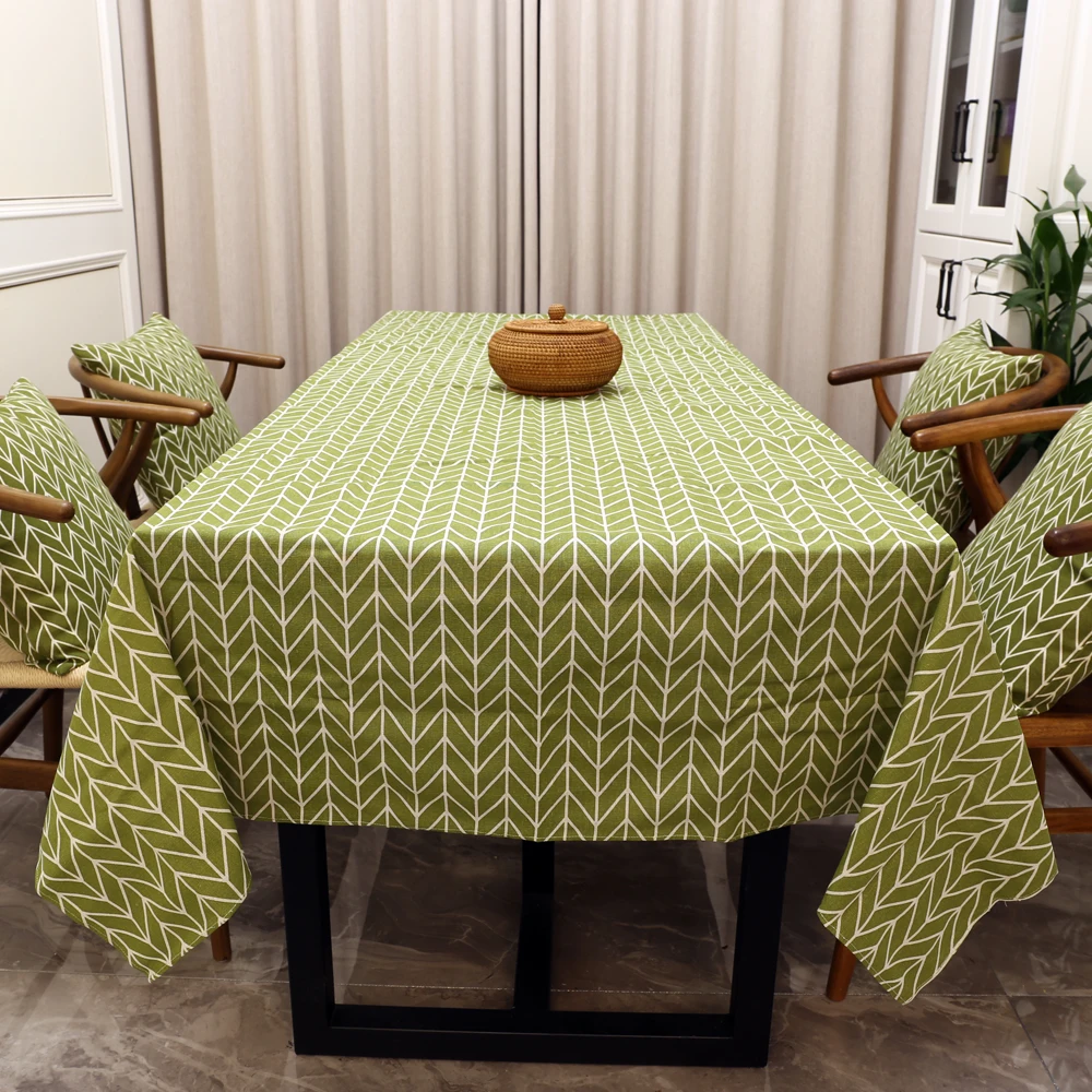 Скатерть в зеленую полоску хлопковая подушка Маленький журнальный столик