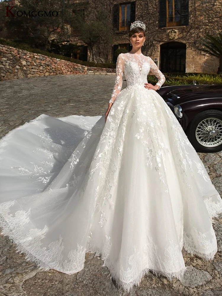 

Роскошное бальное платье с вышивкой и аппликацией из тюля со шлейфом и длинным рукавом, свадебное платье с круглым вырезом и пуговицами сза...