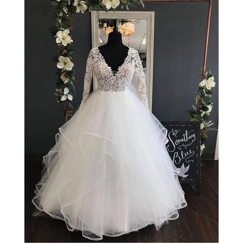 

Ivory Lace Tulle V-Neck Long Sleeves Backless Plus Floor -Length Ball Gowns Wedding Dresses Chapel Train Custom Made