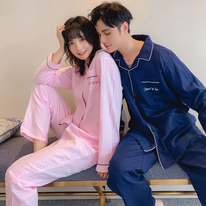 

Весенняя новая стильная Корейская версия, Повседневный хлопковый пижамный комплект для пар, Женская домашняя одежда с вышивкой, мужской ка...