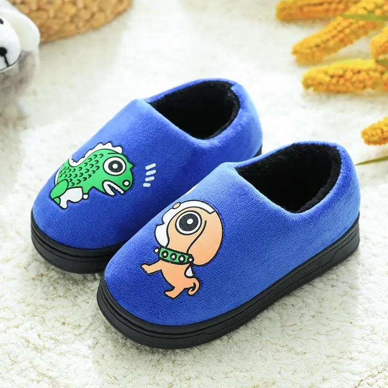 Blue puppy 2 Зимние детские тапочки для девочек с единорогом, с рисунком панды, динозавра, щенка, хлопковая домашняя обувь, теплые плюшевые домашние тапочки для детей - Цвет: Blue puppy 2