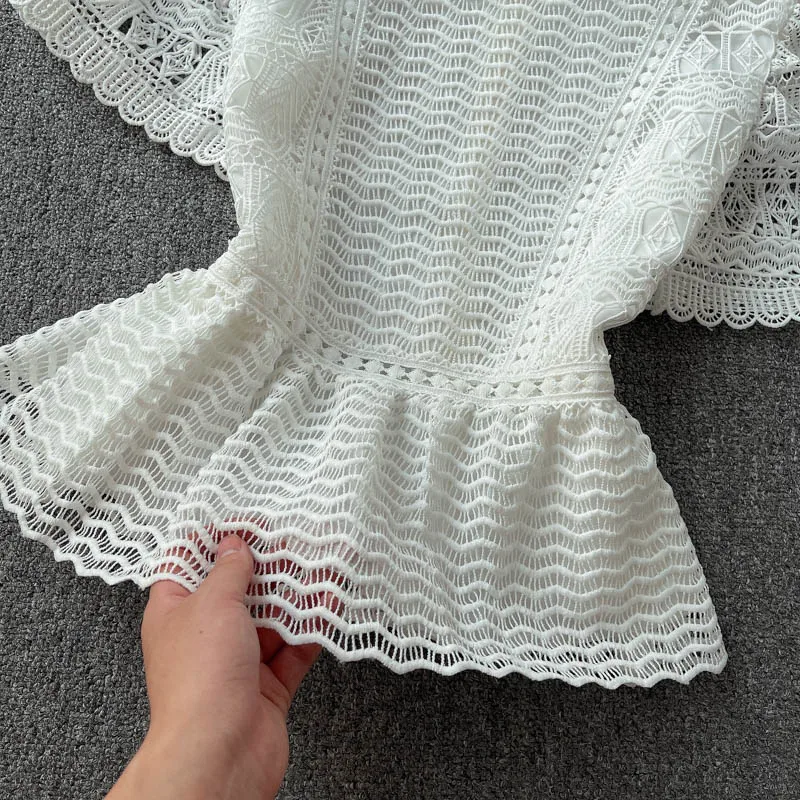 

Summer Tops Short Blouse Women's Korean Style Puff Sleeves Blusas Waist Ruffled Sweet Wild Lace Shirt Women Tide Blouses Femme