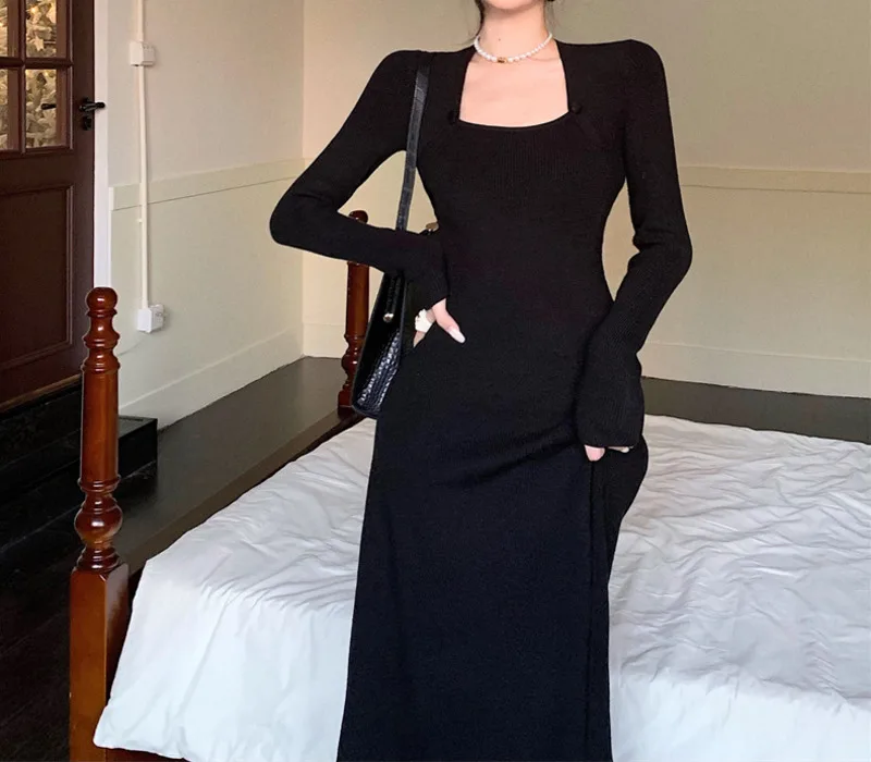 

Knitted dress women's tight neck Black Medium Length Skirt 2021 autumn winter new style bottom wrap hip skirt Forest