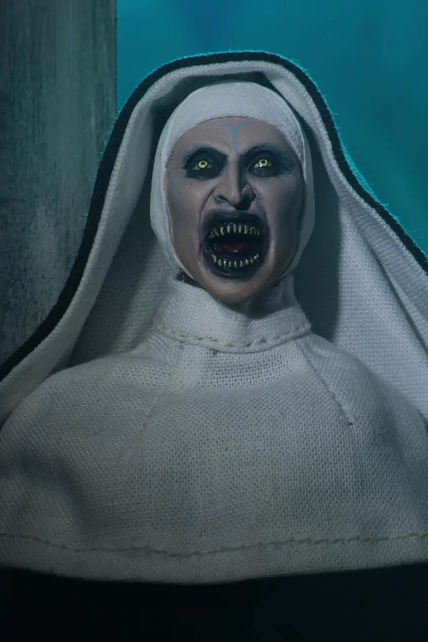 Фигурка героя из серии NECA The Nun Universe 7 дюймов 18 см|Игровые фигурки и трансформеры| |