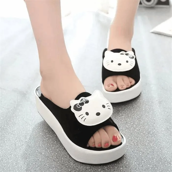 Босоножки и шлепанцы Женская Летняя мода Модель 2020 года Обувь на танкетке в